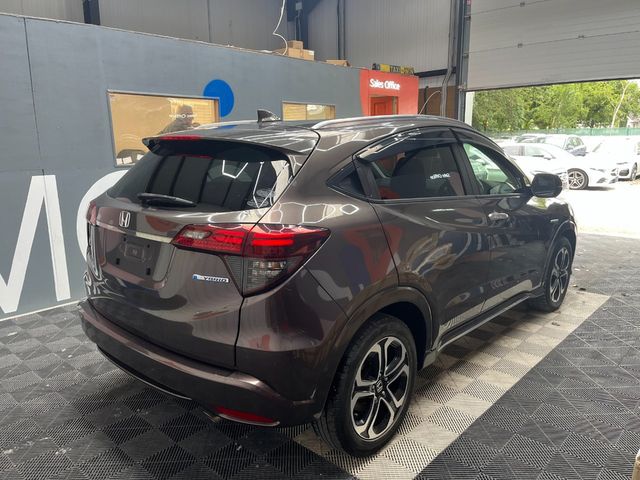 Image for 2018 Honda Vezel 2018 HONDA VEZEL HYBRID Z 1.5 AUTOMATIC / CRUISE CONTROL / PARKING CAMERA / HEATED SEATS AND MORE