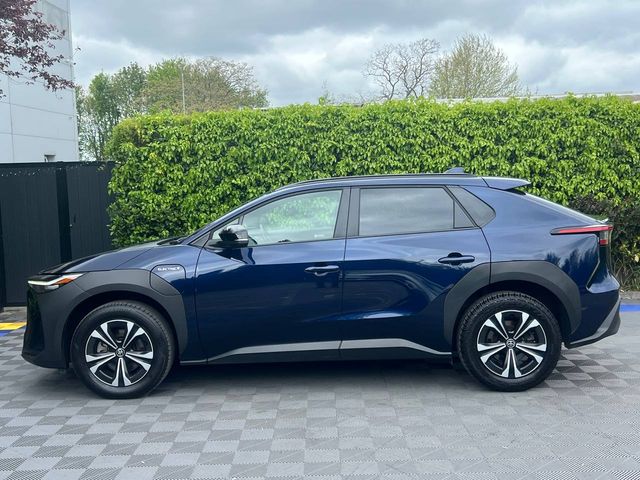 Image for 2024 Toyota bZ4X MOTION 71.4 KWH ** LONG RANGE ** // 360 PARKING CAMERAS // ADAPTIVE CRUISE CONTROL // APPLE CARPLAY/ANDROID AUTO