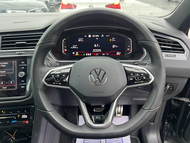 Image for 2024 Volkswagen Tiguan R-LINE BLACK EDITION 1.4 HYBRID // VERY LOW MILEAGE // OPENING PAN ROOF // R-LINE SPORT INTERIOR
