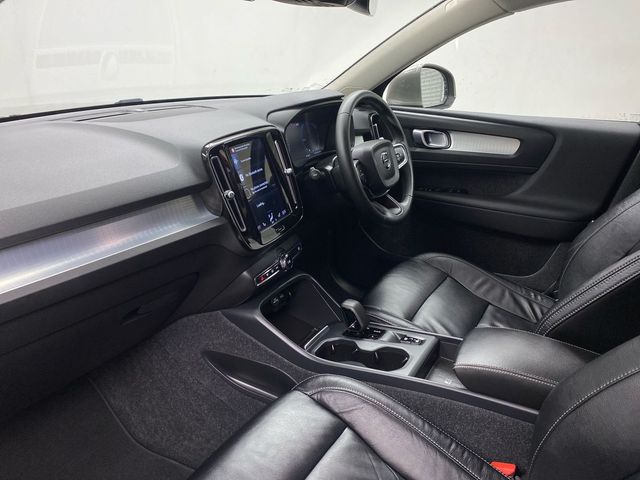Image for 2022 Volvo XC40 PHEV T4 (197hp) Insciption Exp FWD