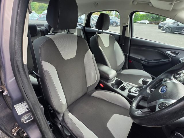 Image for 2012 Ford Focus 1.6 TDCI ZETEC // NCT TILL 03/26 // ANDROID RADIO // REVERSE CAMERA