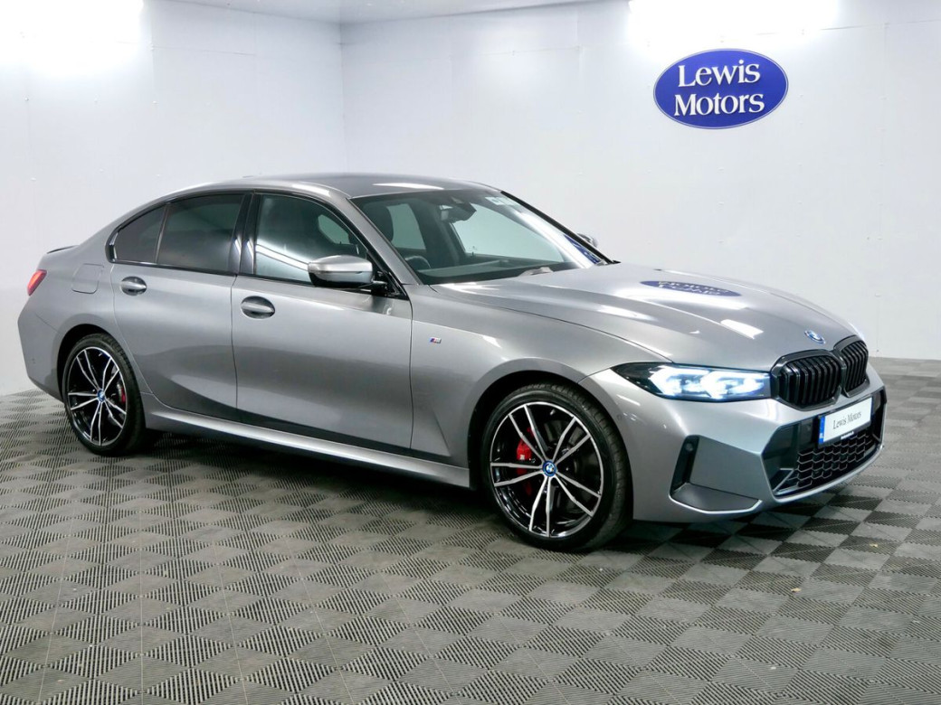 Image for 2024 BMW 3 Series 2024 BMW 330e M Sport, M Sport Pro Pack