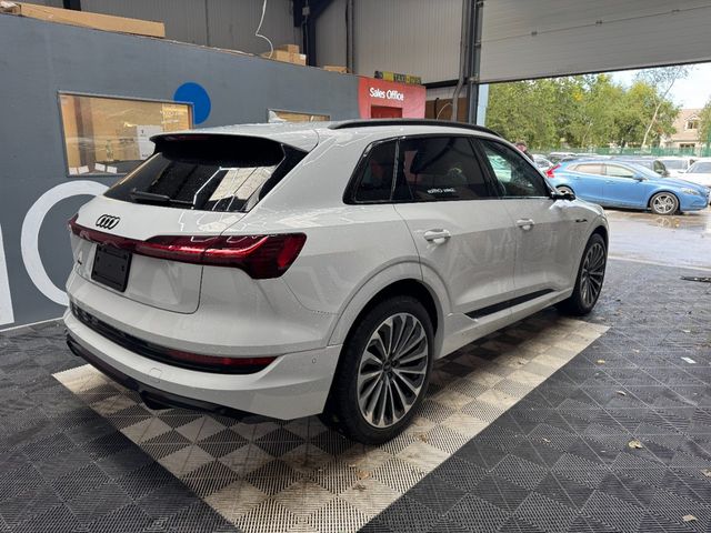 Image for 2023 Audi e-tron 2023 AUDI E-TRON 55 QUATTRO S LINE AUTOMATIC/ PARKING CAMERA/ DIGITAL MIRROR/ CRUISE CONTROL/ PADDLE SHIFTERS/ ELETRIC AND HEATED SEATS AND MORE
