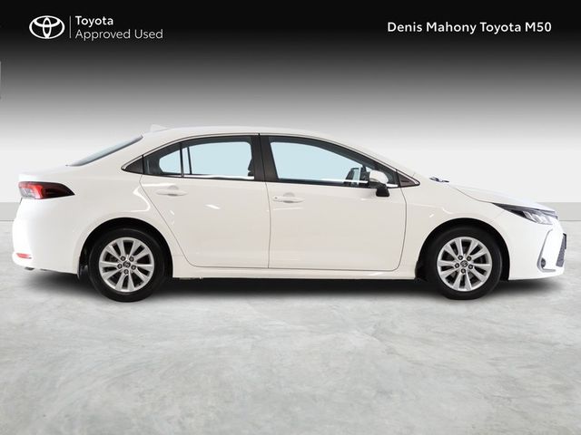 Image for 2024 Toyota Corolla Luna Saloon Hybrid