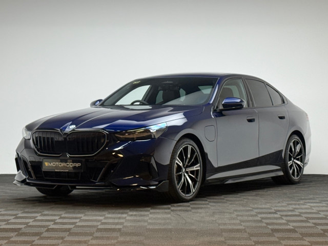 Image for 2026 BMW 5 Series 530E M SPORT PRO