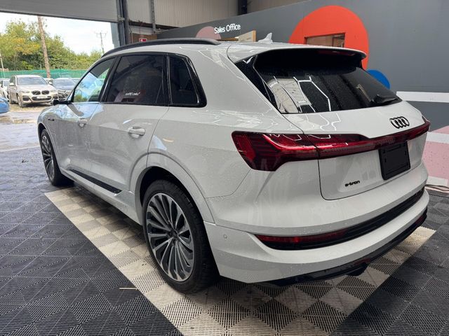 Image for 2023 Audi e-tron 2023 AUDI E-TRON 55 QUATTRO S LINE AUTOMATIC/ PARKING CAMERA/ DIGITAL MIRROR/ CRUISE CONTROL/ PADDLE SHIFTERS/ ELETRIC AND HEATED SEATS AND MORE