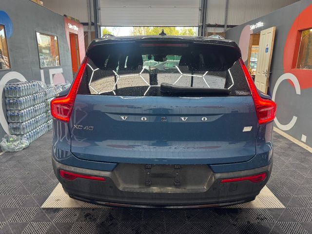 Image for 2023 Volvo XC40 2023 VOLVO Xc40 RECHARGE ULTIMATE SINGLE MOTOR AUTOMATIC / CRUISE CONTROL / 360 CAMERA / LEATHER/ ELECTRIC MEMORY & HEATED SEATS / PANORAMIC SUNROOF AND MORE