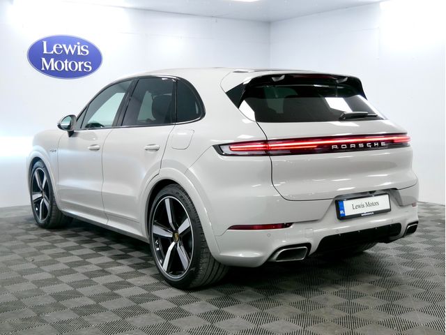 Image for 2024 Porsche Cayenne V6 E-HYBRID 470BHP