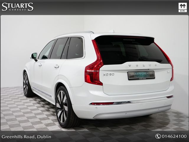 Image for 2022 Volvo XC90 *BIGGER BATTERY* XC90 INS PRO T8: CRYSTAL WHITE METALLIC, CHARCOAL LEATHER, 21” DIAMOND CUT ALLOYS, AIR SUSPENSION