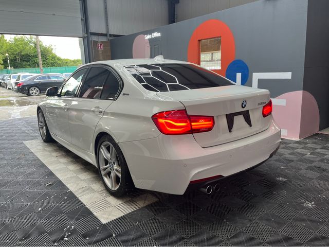 Image for 2018 BMW 3 Series BMW 330e M-Sport Automatic 2.0 Hybrid / 56k KMs / HEATED SEATS , REVERSE CAMERA , ADAPTIVE CRUISE & MORE