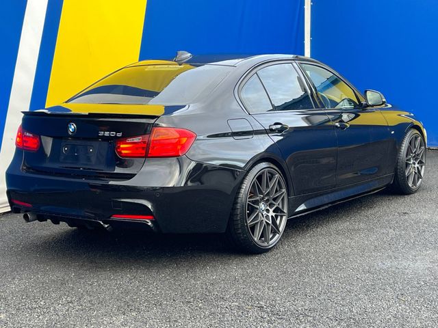 Image for 2014 BMW 3 Series 320d M-SPORT COMPETITION PACK // NEW 20" M3 ALLOYS // FULL SERVICE HISTORY // PARKING SENSORS
