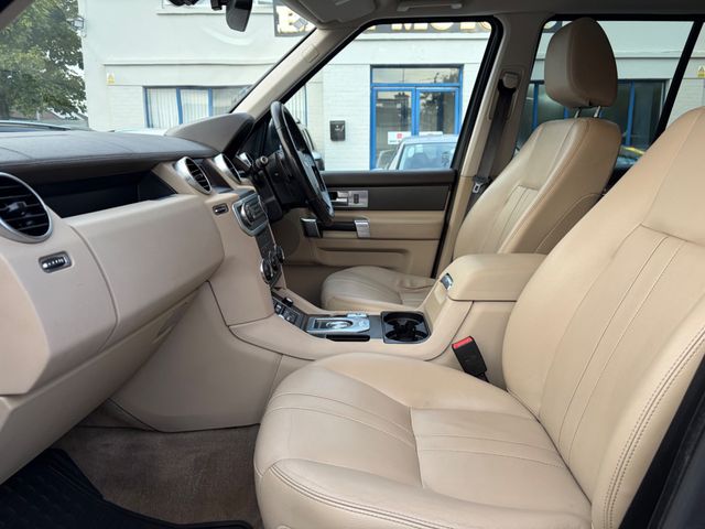 Image for 2015 Land Rover Discovery 2015 LAND ROVER DISCOVERY 4 3.0 D 5 SEAT WITH VAT