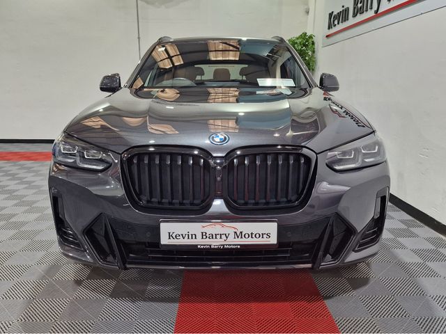 Image for 2022 BMW X3 30E M SPORT (PRO PACK) X-DRIVE AUTOMATIC **ONE OWNER / TOP SPEC / 20" ALLOYS / APPLE CARPLAY / ADAPTIVE LED HEADLIGHTS / BMW M SEATBELTS / ELECTRIC BOOTLID / SAT NAV / 360 DEGREE PARKING CAMERA**