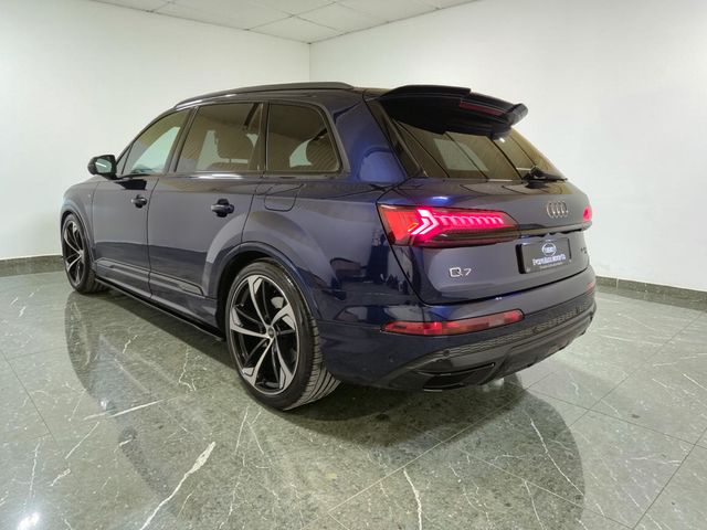 Image for 2023 Audi Q7 TFSI E QUATTRO S LINE BLACK EDITION
