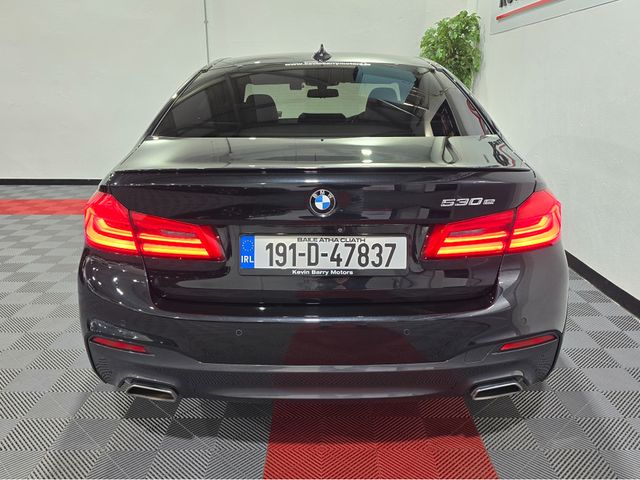 Image for 2019 BMW 5 Series 530E M SPORT (PLUS PACK) AUTOMATIC **TOP SPEC / 20" BMW ALLOYS / CRUISE CONTROL / HARMAN KARDON SOUND / HEATED FRONT SEATS / SAT NAV / REAR SUN PROTECTION GLASS / REVERSE CAMERA / REAR M SPOILER**