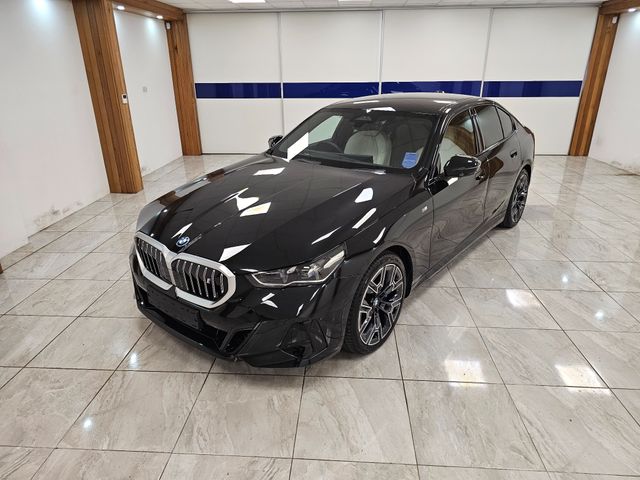 Image for 2025 BMW i5 BIG SPEC 