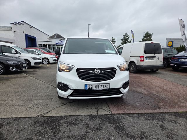Image for 2022 Vauxhall Combo 2300 Sportive TD