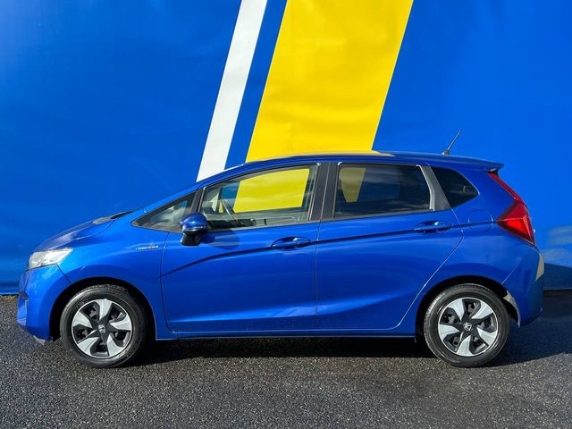 Image for 2016 Honda Fit L-PACKAGE 1.5 HYBRID // HALF LEATHER INTERIOR // REVERSE CAMERA // CRUISE CONTROL