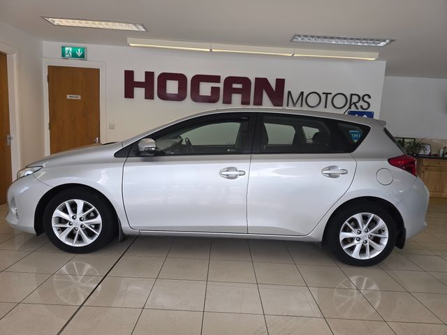 Image for 2014 Toyota Auris 1.4 D-4D Aura 5Dr H/B