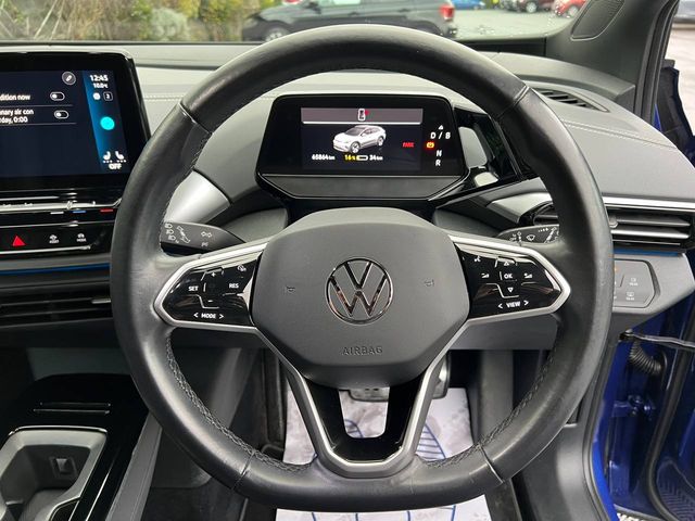 Image for 2023 Volkswagen ID.4 PURE LIFE 52KWH // 19" DIAMOND CUT ALLOYS // APPLE CARPLAY/ANDROID AUTO // DIGITAL CLUSTER