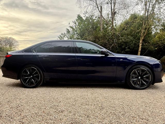 Image for 2025 BMW 7 Series 50E XDRIVE M SPORT PRO *Colossal Specification…Massage Seats…Bowers and Wilkins* 