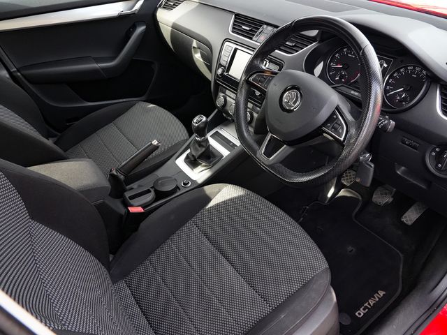 Image for 2015 Skoda Octavia AMBITION 1.2 TSI Petrol Manual