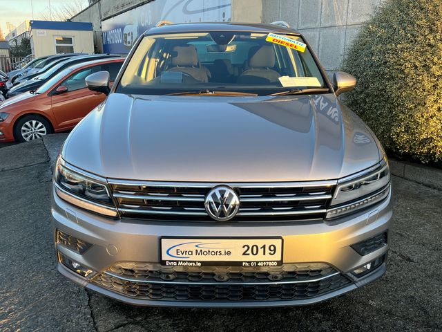 Image for 2019 Volkswagen Tiguan HIGHLINE 4MOTION AUTOMATIC 2.0 DIESEL //HIGH SPEC//360 PARKING CAMERAS//FRONT AND REAR HEATED SEATS//POWER TAILGATE//HEAD UP DISPLAY//