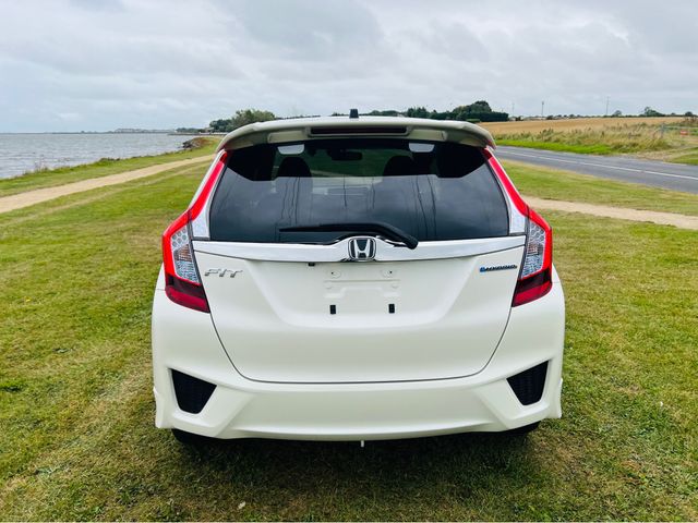 Image for 2016 Honda Fit 1.5 AUTOMATIC HYBRID TOP SPEC 