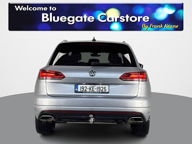 Image for 2019 Volkswagen Touareg 3.0 TDI V6 R-LINE BLUEMOTION**PANORAMIC SUNROOF**BLACK LEATHER INTERIOR**FRONT HEATED SEATS**HEATED MULTIFUNCTIONAL STEERING WHEEL**KEYLESS START**DRIVE MODES**20"ALLOYS**ELECTRIC TOWBAR/TAILGATE**