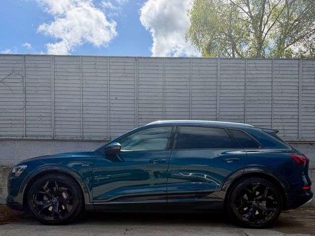 Image for 2021 Audi e-tron TECHNIK 50 QUATTRO / 22" UPGRADED ALLOYS / ONE OWNER / FULL HISTORY / *FINANCE PACKAGES AVAILABLE*