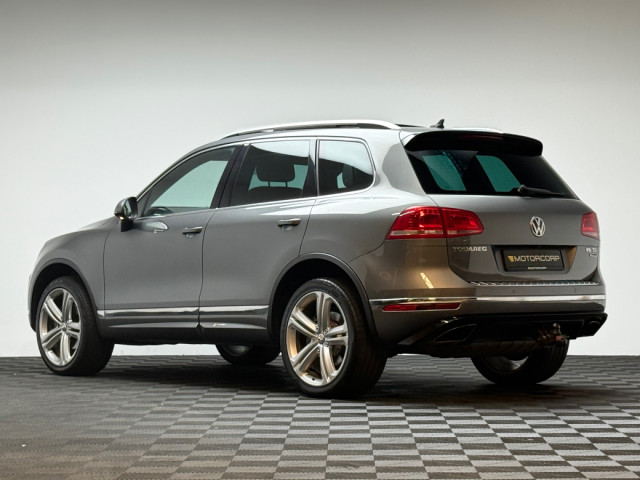 Image for 2017 Volkswagen Touareg R-LINE PLUS 2 SEATER *PAN ROOF*