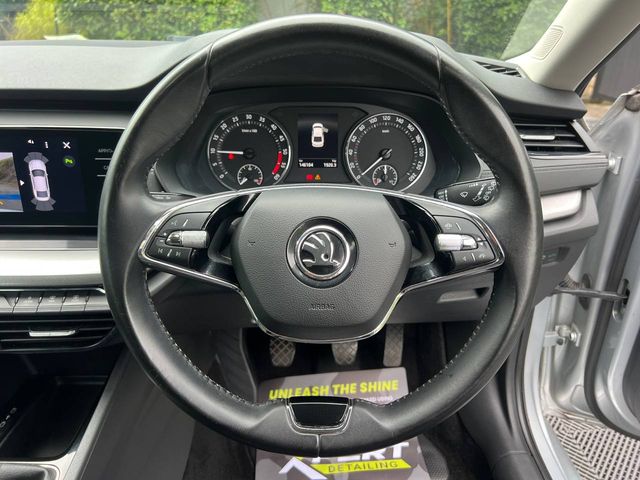 Image for 2022 Skoda Octavia AMBITION 2.0 TDI // CRUISE CONTROL // DUAL ZONE CLIMATE CONTROL // REVERSE CAMERA