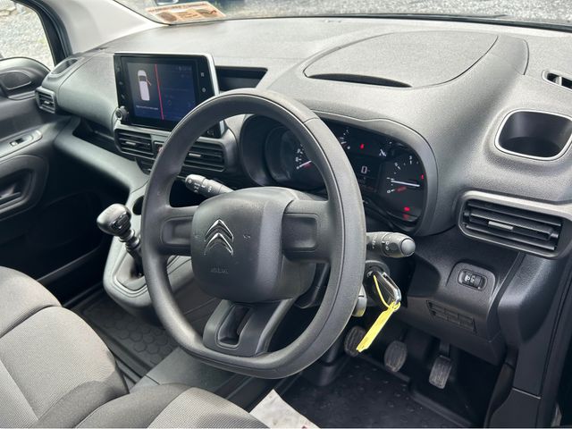 Image for 2023 Citroen Berlingo LX BLUEHDI 100 MWB 65 650KG MY52