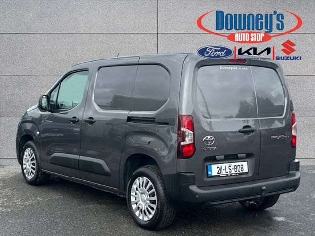 Image for 2021 Toyota Proace 1.5 TD 3-SEATER VAN