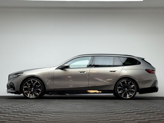 Image for 2025 BMW 5 Series 530E M SPORT TOURING