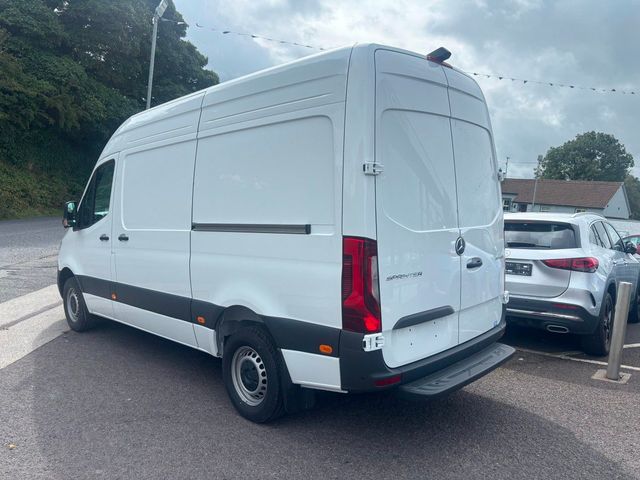 Image for 2026 Mercedes-Benz Sprinter 319