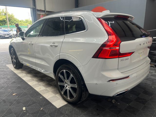 Image for 2021 Volvo XC60 2021 VOLVO XC60 RECHARGE PLUG-IN HYBRID T8 AWD2.0 AUTOMATIC / CRUISE CONTROL / 360 CAMERA / ELECTRIC MEMORY & HEATED SEATS / HEATED STEERING WHEEL / PANORAMIC SUNROOF / APPLE CARPLAY AND MORE