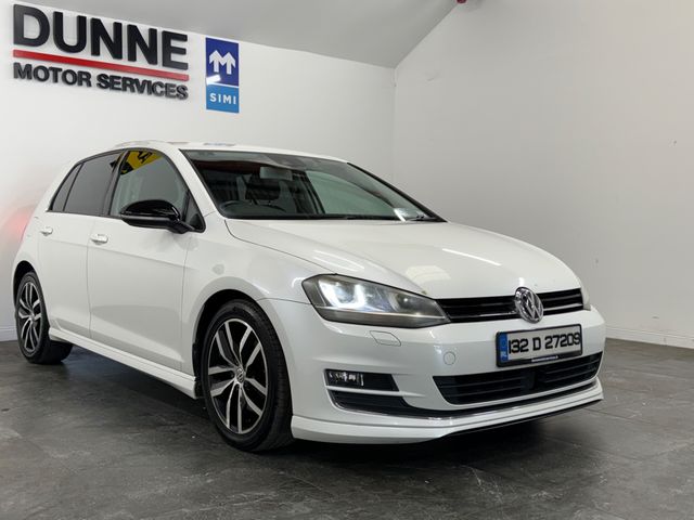 Image for 2013 Volkswagen Golf **MULTI FUNCTION STEERING WHEEL **ADAPTIVE CRUISE CONTROL **LED HEADLIGHTS **LED TAILIGHTS **UPGRADED FRONT BUMPER LIP **UPGRADED SIDE SKIRTS **UPGRADED REAR SPOILER **UPGRADED REAR BUMPER SPATS **FA