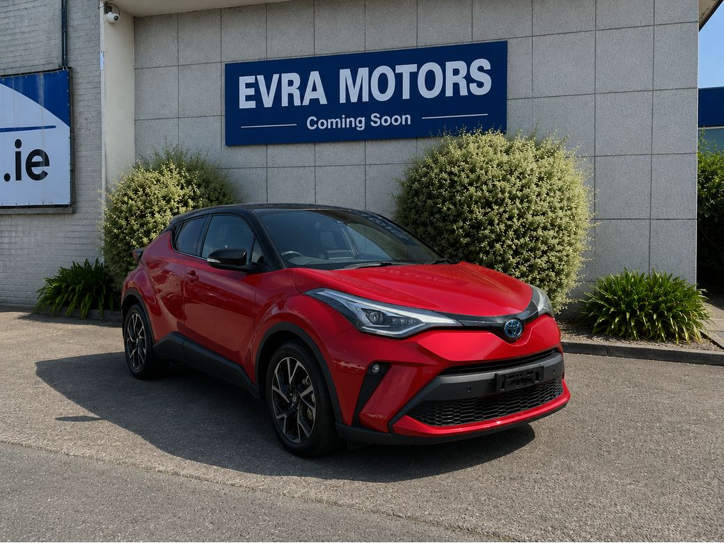 Image for 2021 Toyota C-HR SOL AUTOMATIC HYBRID 1.8 PETROL //LOW MILES//HALF LEATHER SEATS//HEATED SEATS//REVERSE CAMERA//KEYLESS ENTRY//ADAPTIVE CRUISE CONTROL//