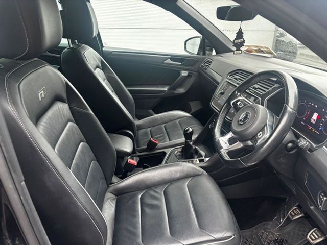 Image for 2020 Volkswagen Tiguan 2.0 TDI 150HP R-Line M6F Pan Roof Leather R Line