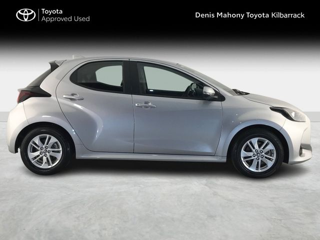 Image for 2025 Toyota Yaris HYBRID LUNA 3 YEARS FREE SERVICING