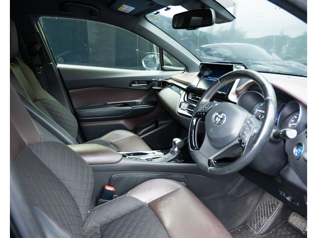 Image for 2018 Toyota C-HR 1.8 PETROL HYBRID G SPEC