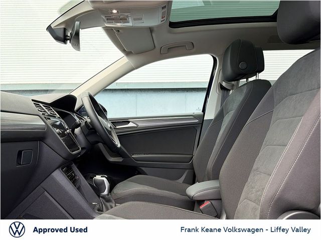 Image for 2023 Volkswagen Tiguan Allspace ELEGANCE AUTO 2.0 TDI 150HP *7-SEATER* *ATLANTIC BLUE METALLIC* *SUNROOF* *ELECTRIC TAILGATE* *REAR VIEW CAMERA* *HEATED SEATS* *PCP AVAILABLE FROM €299PM*