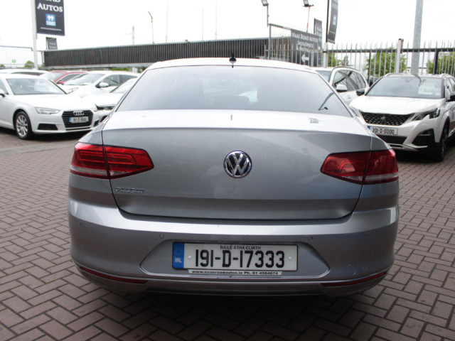Image for 2019 Volkswagen Passat CL 2.0TDI M6F 150HP 4DR