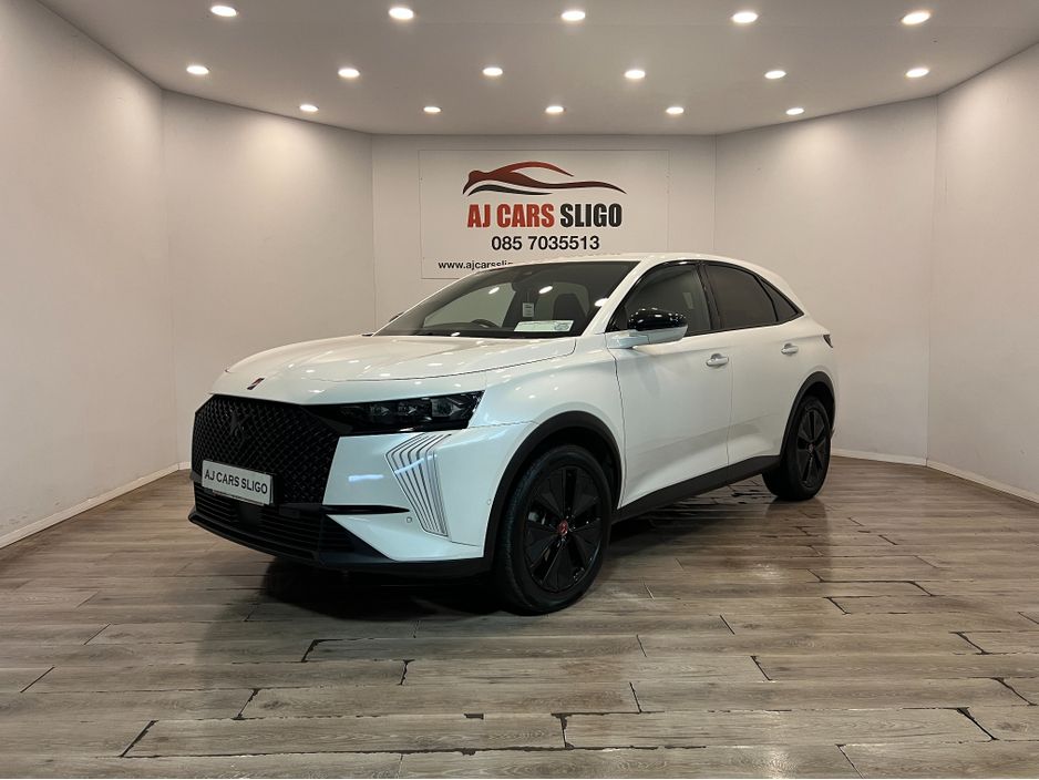 Image for 2024 DS Automobiles DS 7 PERFORMANCE LINE 1 1.5 BLUE