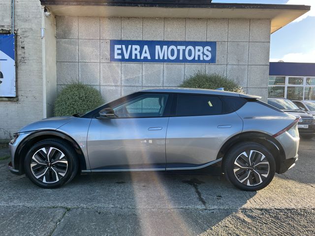 Image for 2022 Kia EV6 EV EARTH //HIGH SPEC//HEATED SEATS AND STEERING WHEEL//LEATHER ELECTRIC SEATS//KIA SERVICE HISTORY//