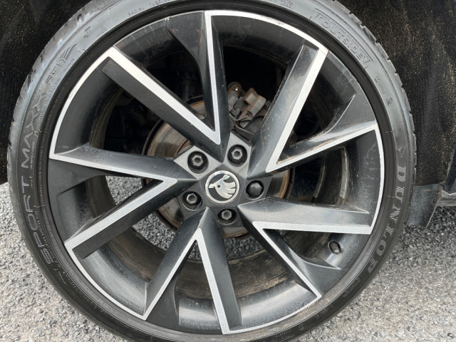 Image for 2021 Skoda Karoq Sport 2.0tdi 115HP 5DR*QUALITY ASSURED USED CARS*SIMI APPROVED*GREAT RATE FINANCE AVAILABLE*WELCOME TO DAVID QUIGLEY AUTOS*