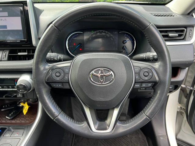 Image for 2020 Toyota Rav4 MODELLISTA 2.5 HYBRID AUTO // OPENING PAN ROOF // 18" ALLOYS // LEATHER HEATED SEATS