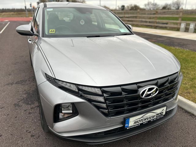 Image for 2022 Hyundai Tucson MN MINT CONDITION* Air Conditioning, Auto Lights, Cruise Control, Bluetooth, android Auto/Apple Car Play, Electric Windows, Lane Assist, 