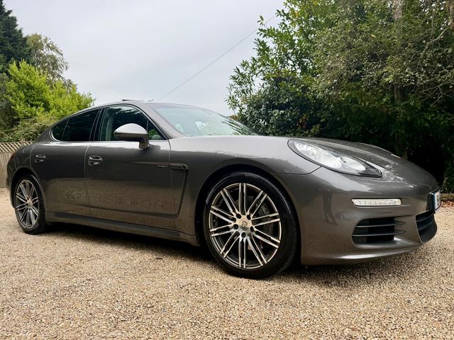 Image for 2015 Porsche Panamera 3.0 D V6 *F. Porsche. S. H.* 